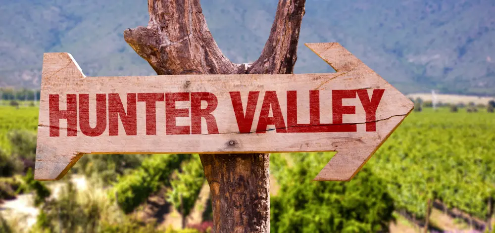 sign showing the way to the hunter valley